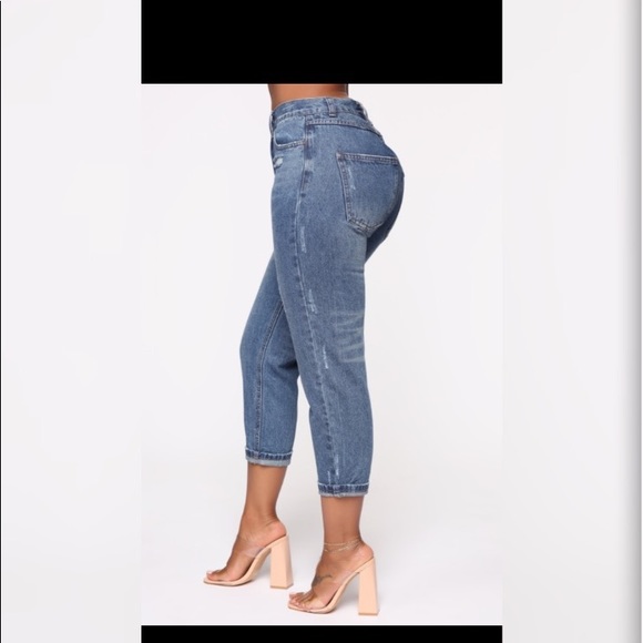 Fashion Nova Nicki Boyfriend Jeans - Picture 2 of 4